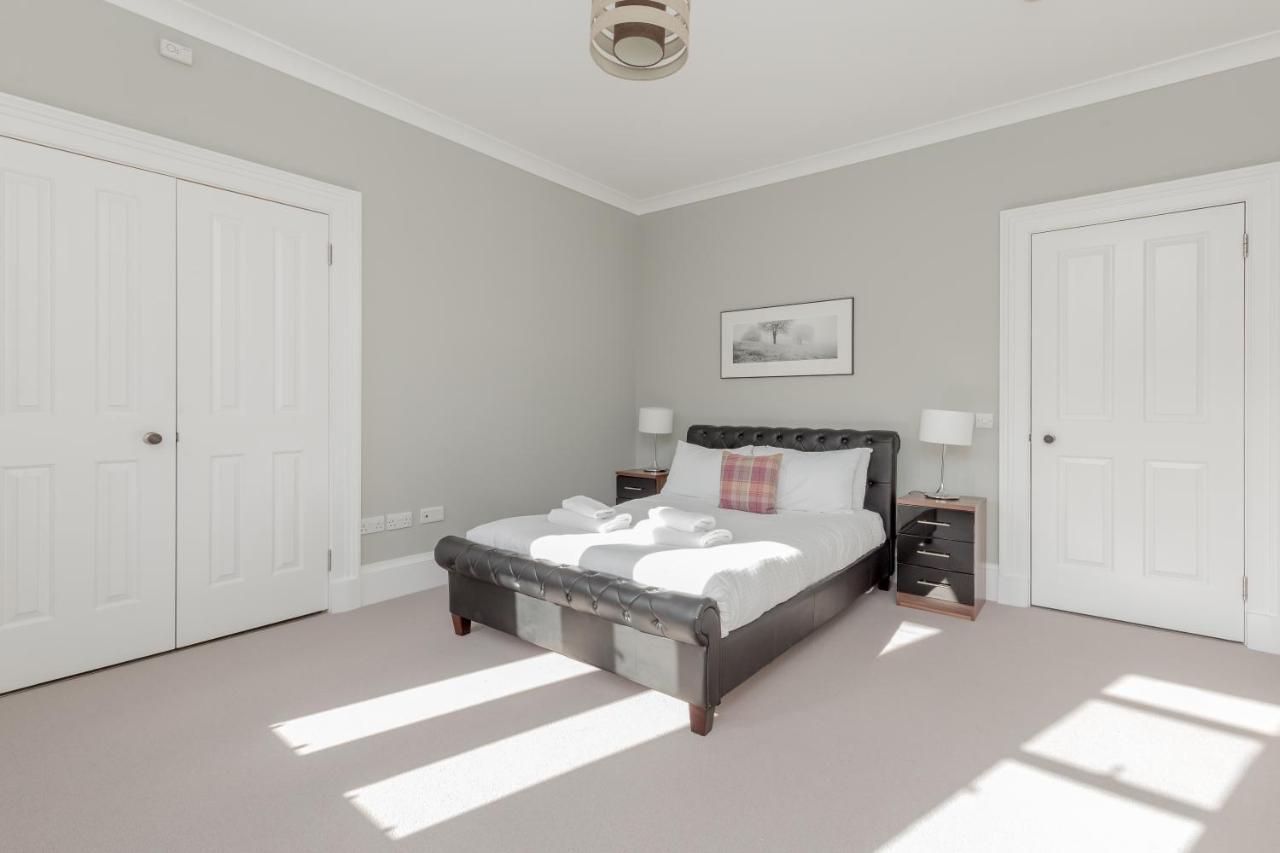 Destiny Scotland - Q-Residence Единбург Екстериор снимка