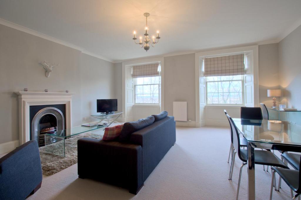 Destiny Scotland - Q-Residence Единбург Екстериор снимка